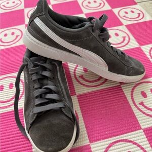 Puma  Women's Gray Suede Sneakers